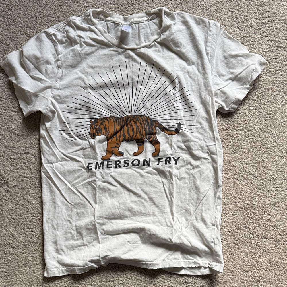 Emerson Fry Tiger Tee - Cream